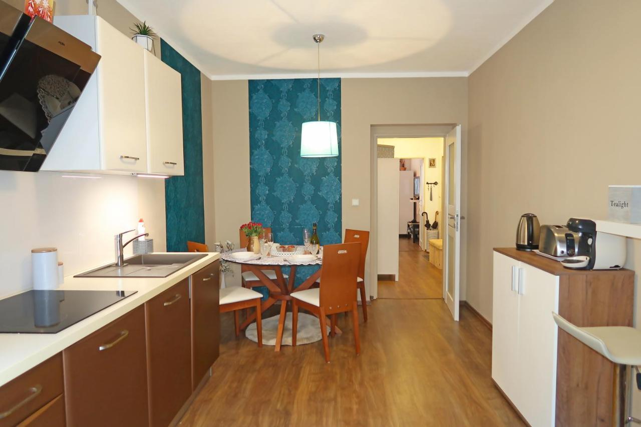 Apartment Carla Karlsbad Exteriör bild